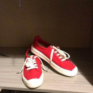 Cariama red sneakers